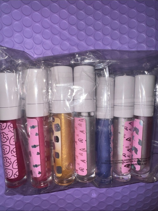 Aminnah Other - AMINNAH lip oil or gloss ✨ 👄BOGO!✨💖pick 2️⃣👀💋